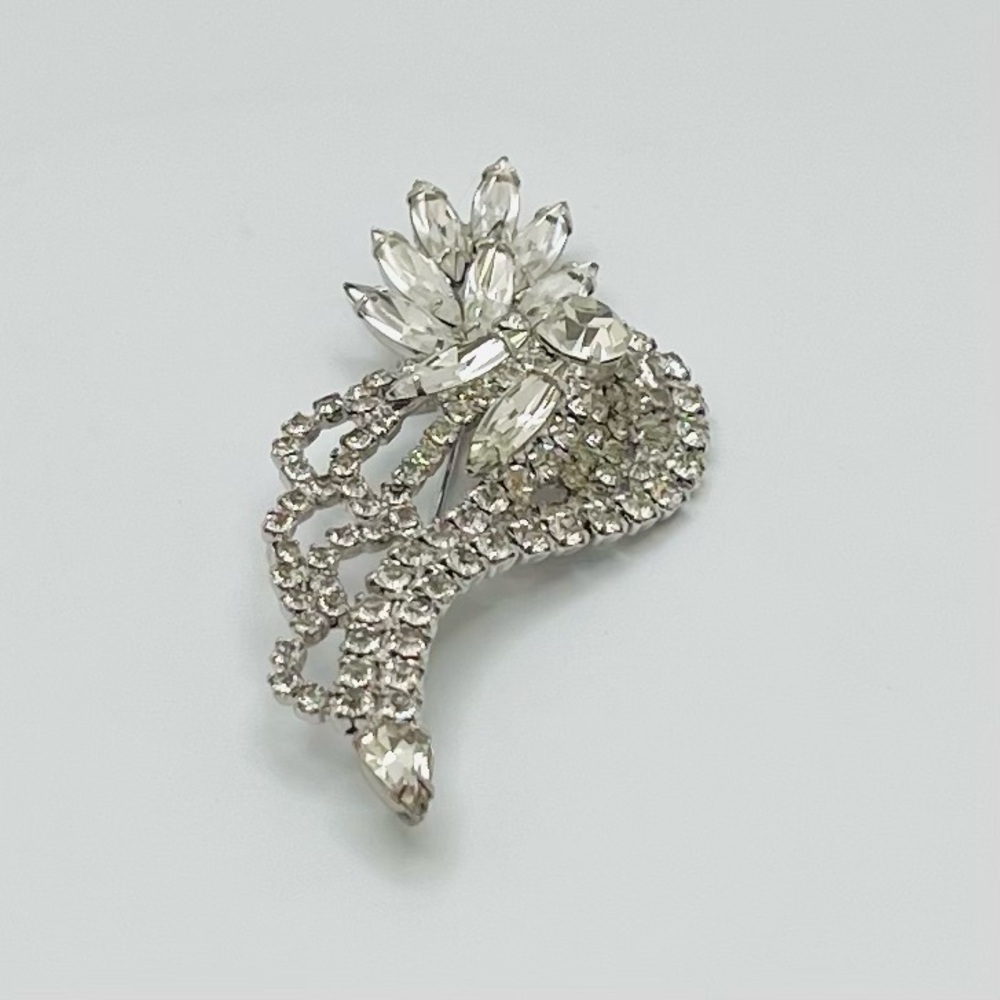 Vintage Sherman Australian Crystal Silver Plated Brooch